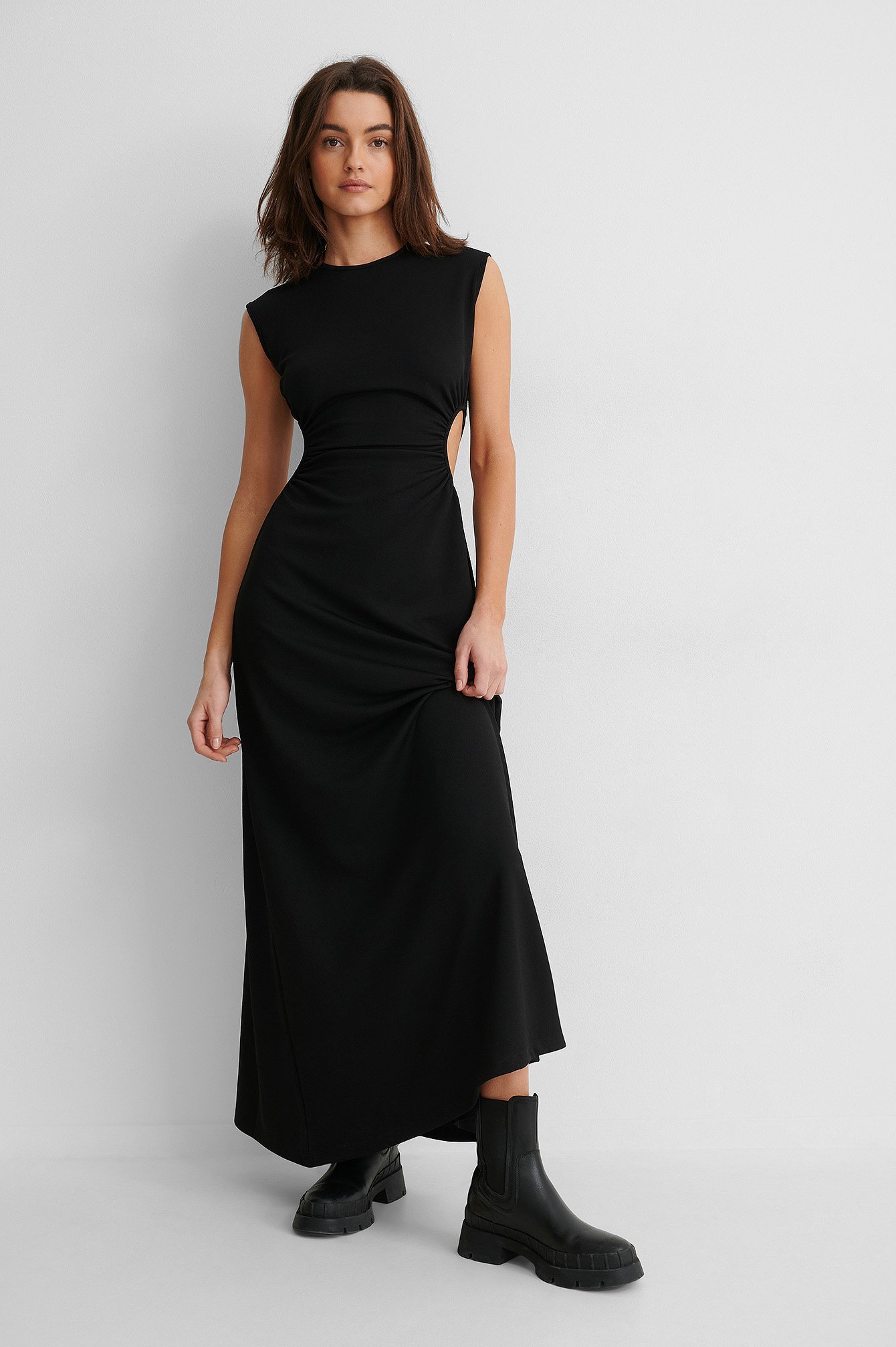 Cut Out Waist Detail Maxi Dress Black | na-kd.com
