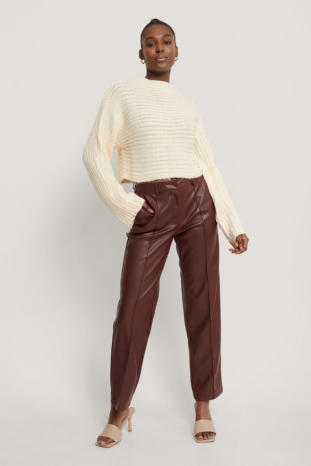 Horizontal Ribbed Knitted Sweater Outfit.