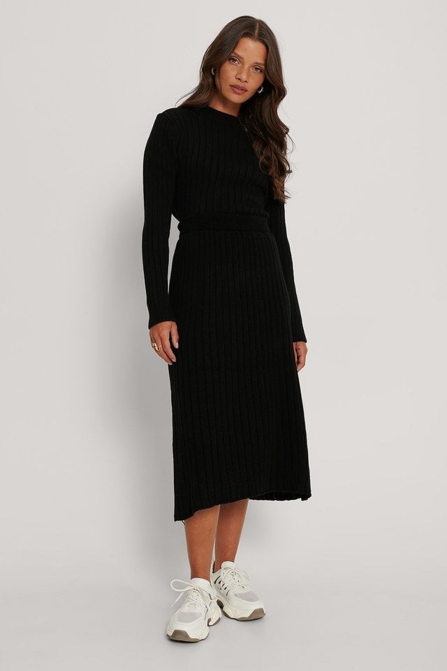 Ribbed Knitted Flared Skirt Outfit.