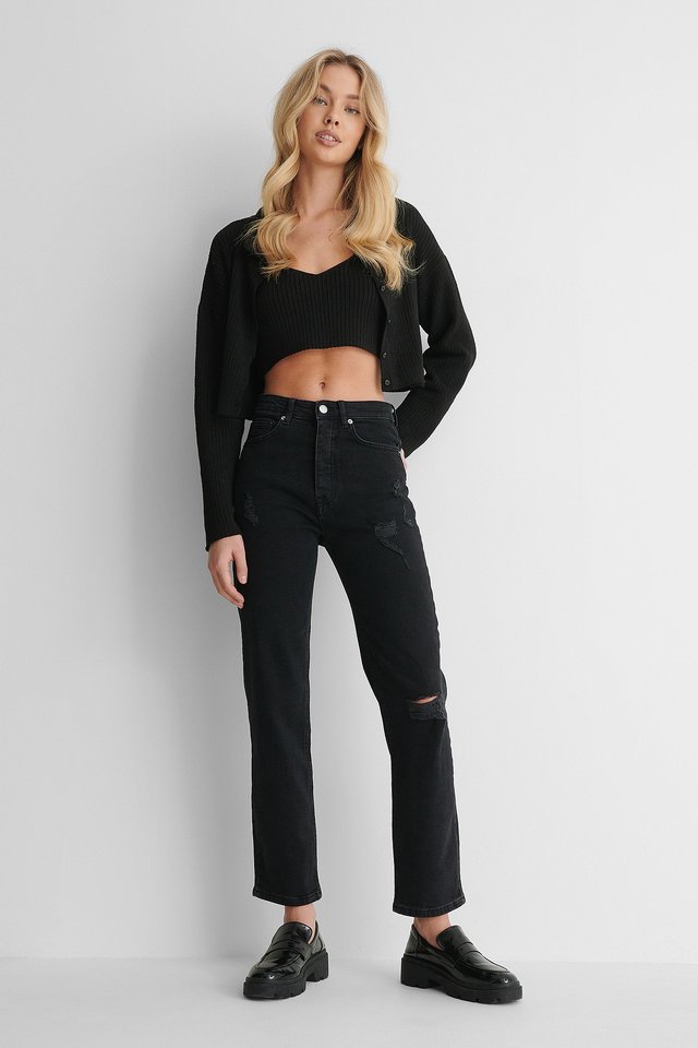 Straight High Waist Destroyed Jeans Outfit.