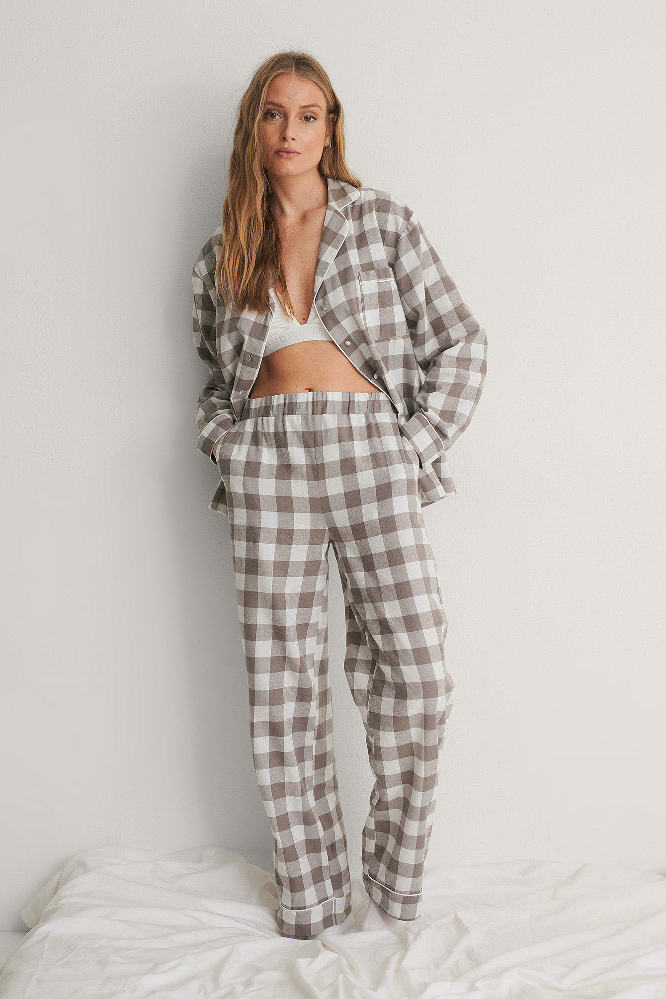 Fannel Pyjamas Pants Outfit.