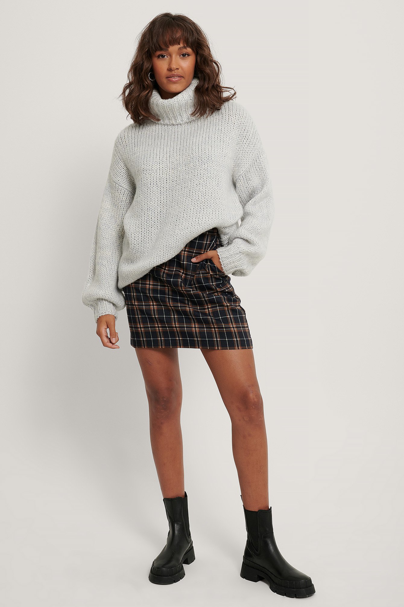 A-line Checkered Mini Skirt Outfit.
