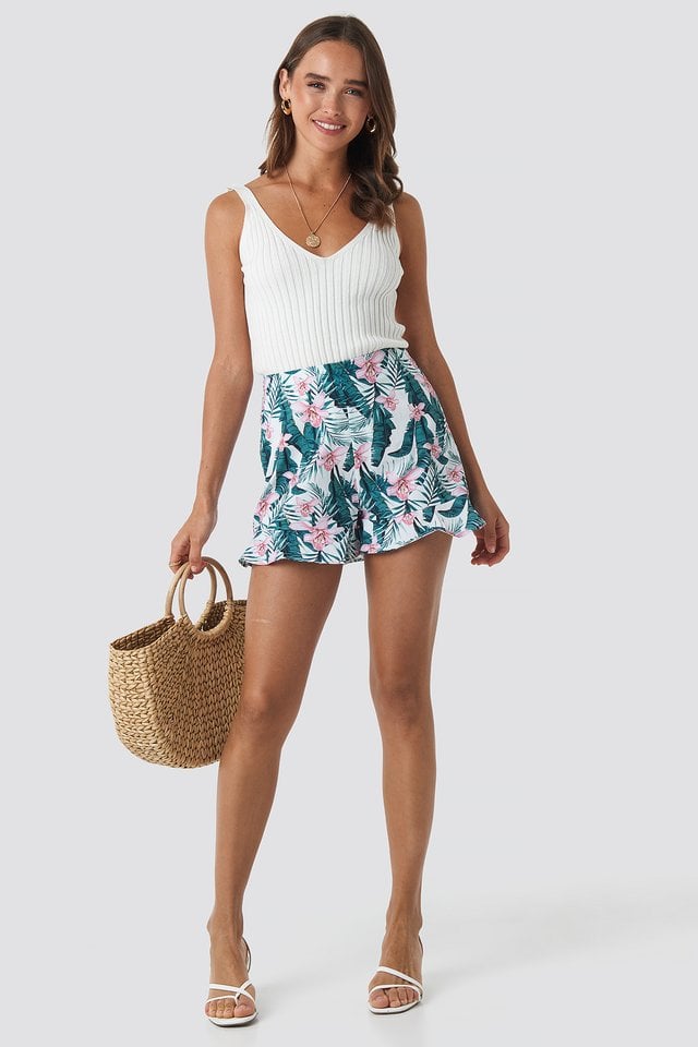 Floral Bermuda Shorts Outfit.