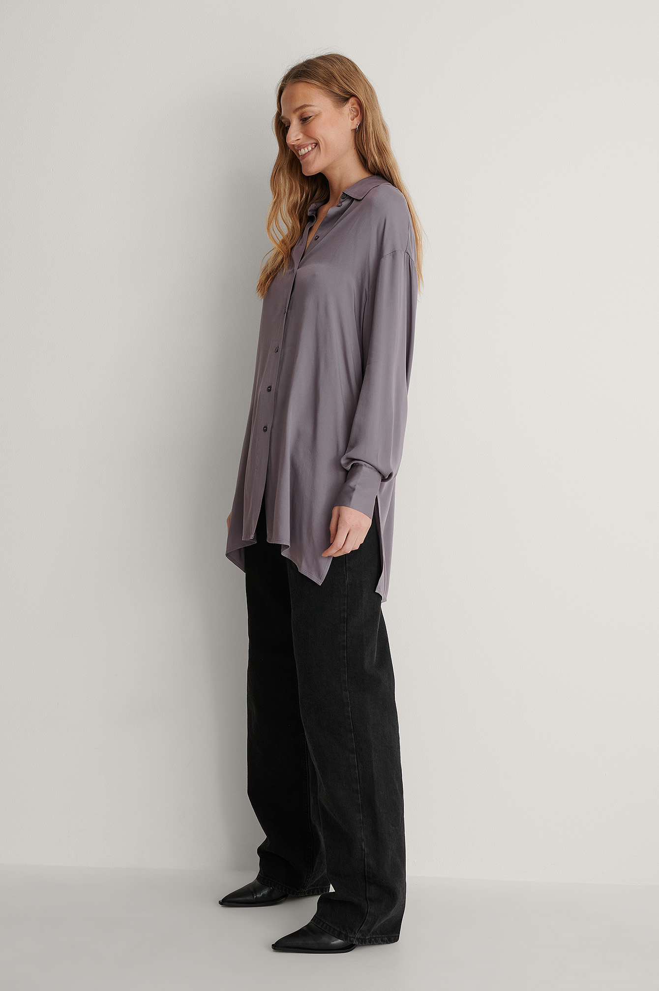 Long Slit Soft Shirt Outfit.