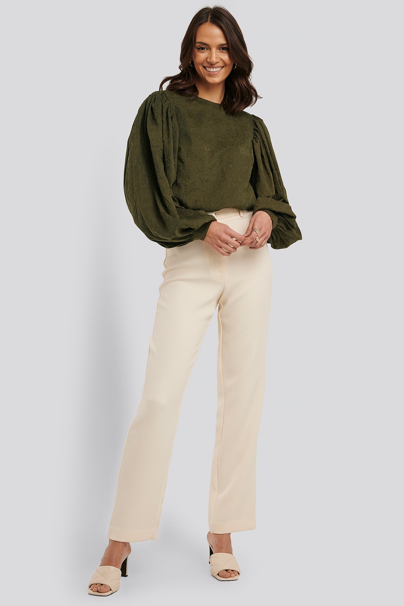 Puff Sleeve Round Neck Top Outfit.