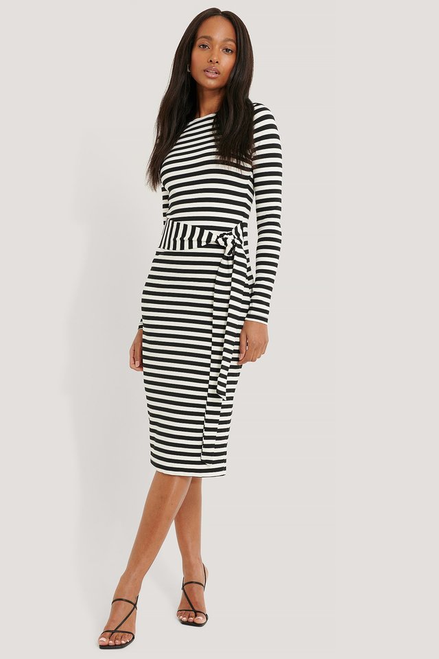 Striped Jersey Dress Outfit.