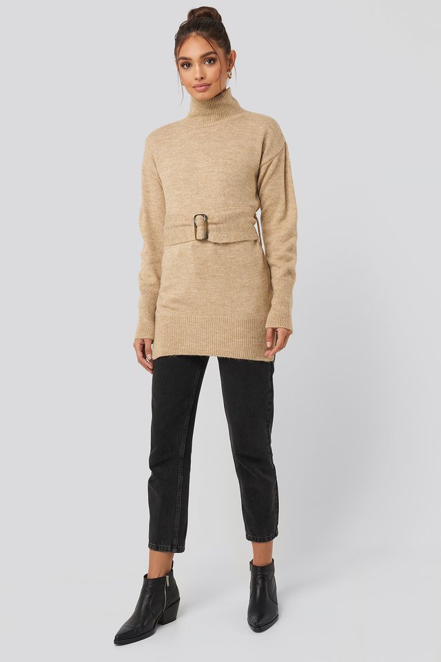 Buckle Belt Knitted Sweater Outfit.