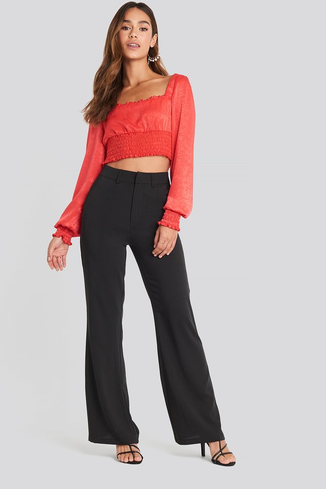 Cropped Ruffle Top Outfit.