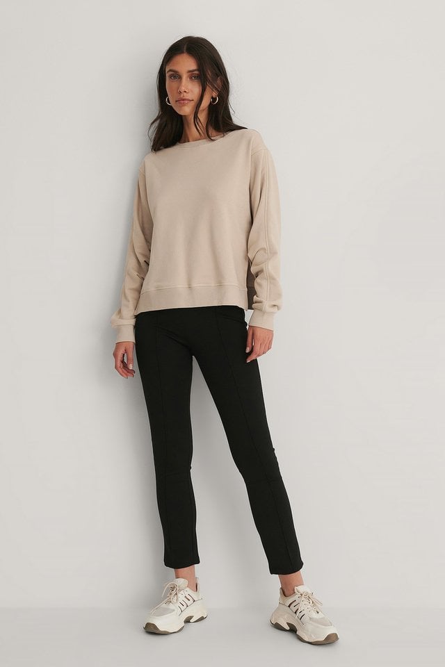 Rouched Sleeve Sweatshirt Outfit.