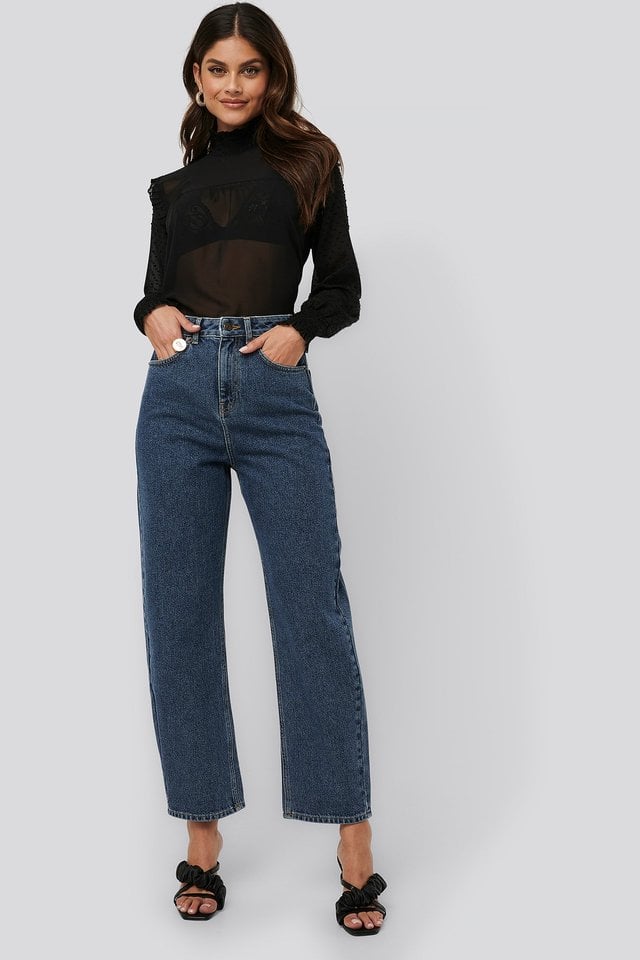 High Waist Oversized Jeans Blue Outfit.