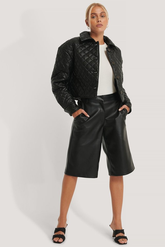 Quilted Short PU Jacket Black Outfit.