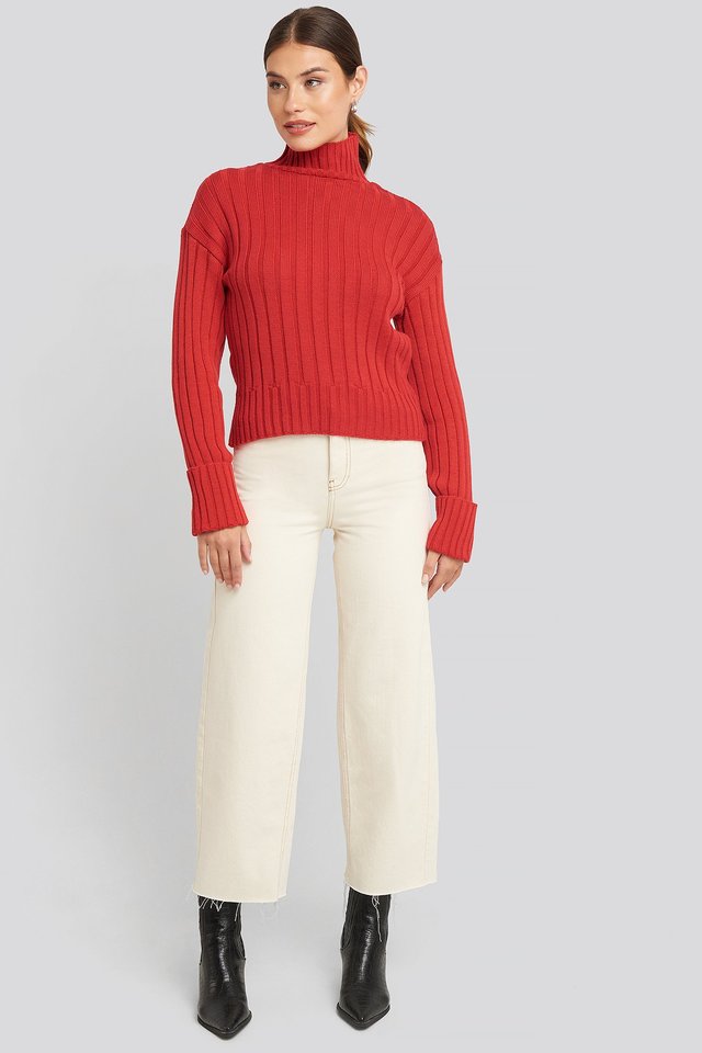 Merino Wool Blend Ribbed Sweatshirt Outfit.