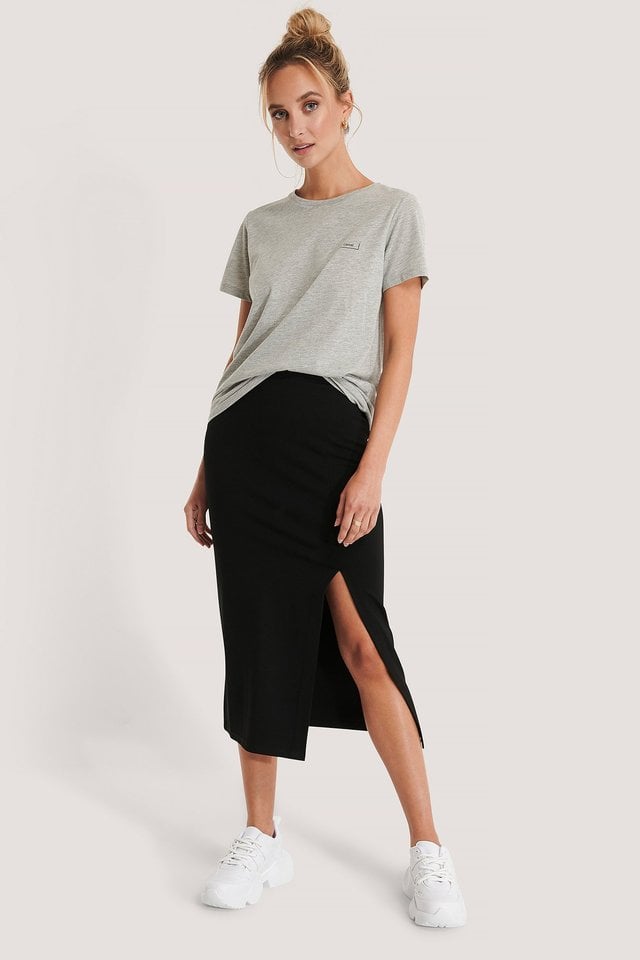 Side Slit Jersey Skirt Outfit.