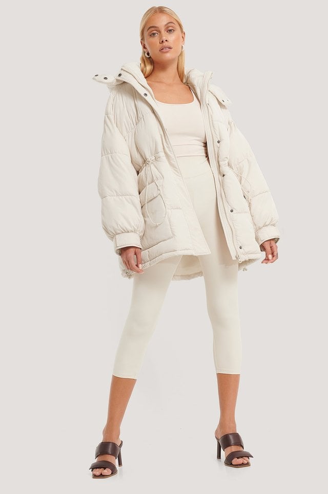 Waist Drawstring Padded Jacket Offwhite Outfit.