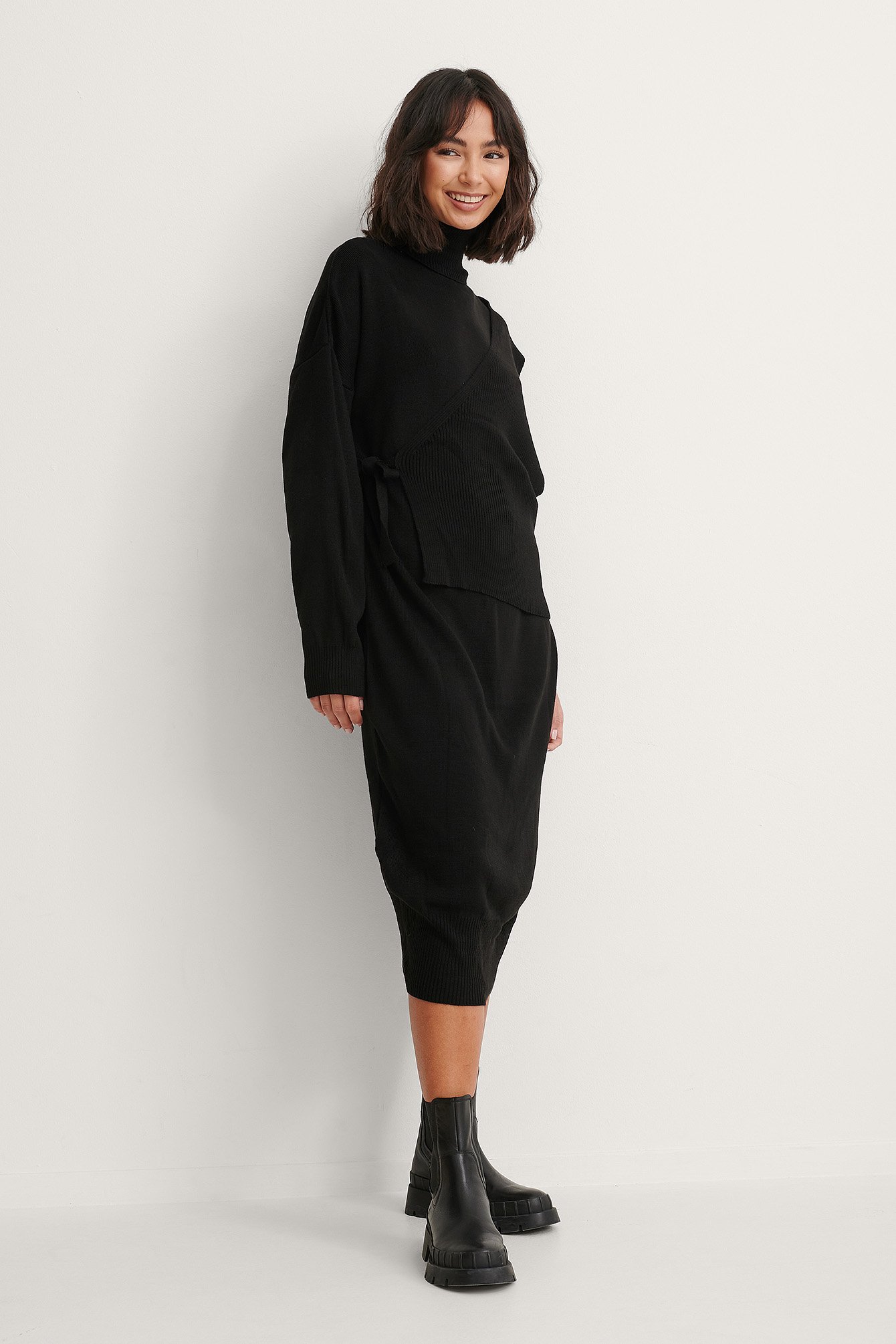 Carmen Knit Midi Dress Outfit.