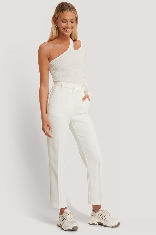 Ankle Pleat Detail Pants Outfit.