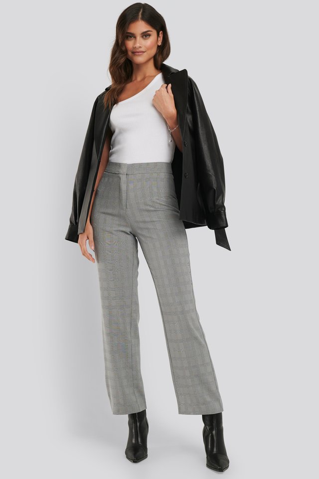 Cropped Straight Suit Check Pants Outfit.