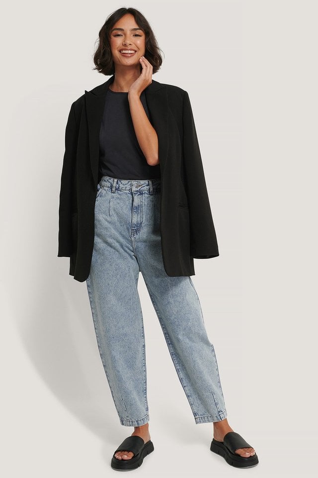 Organic Front Dart Slouchy Jeans Blue Outfit.