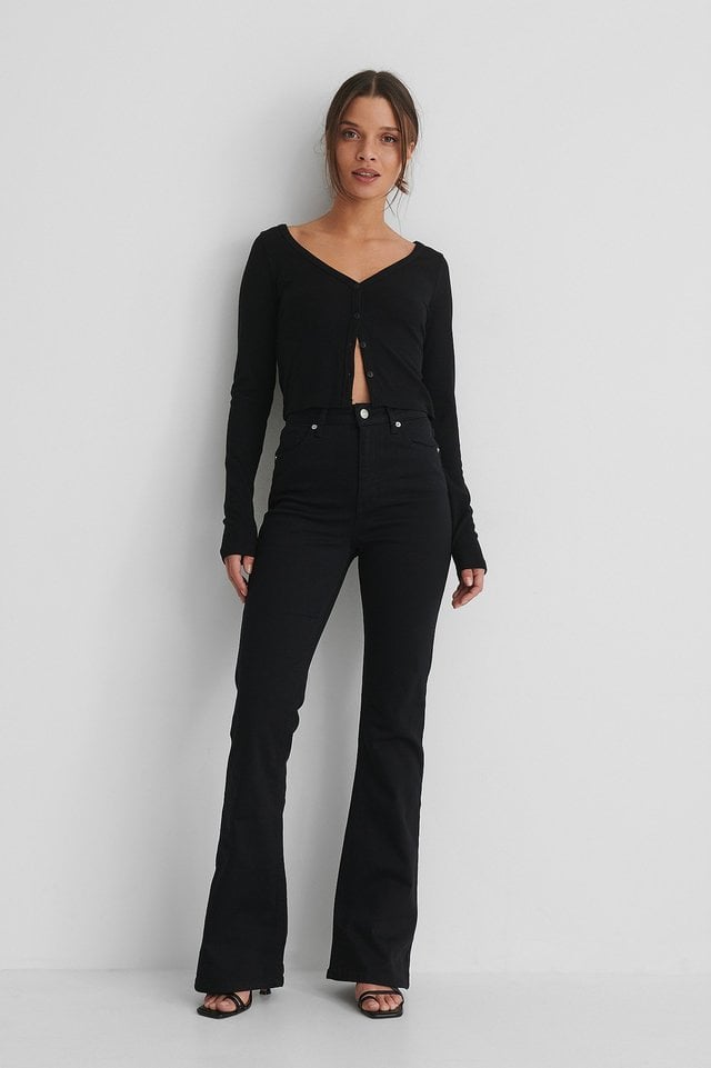 Bootcut High Waist Skinny Jeans Black Outfit.