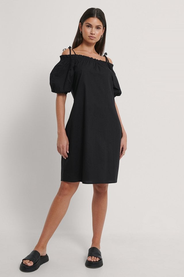 Frill Off Shoulder Midi Dress Outfit.