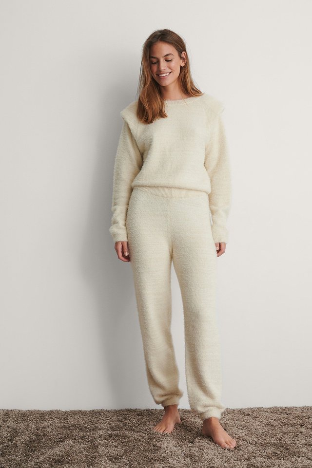 Fluffy Joggers Offwhite | na-kd.com