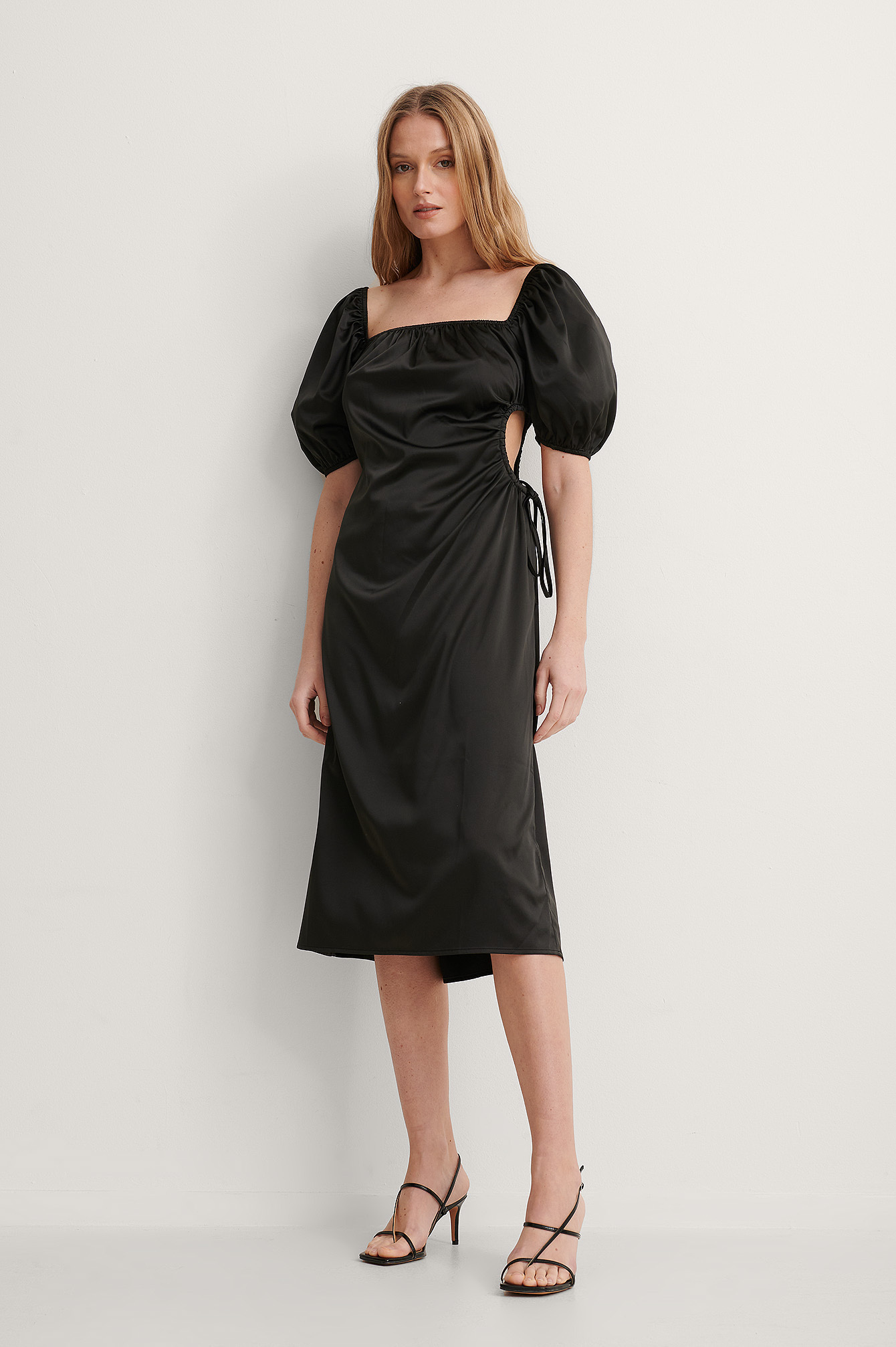 Puff Sleeve Cut Out Dress Black | na-kd.com