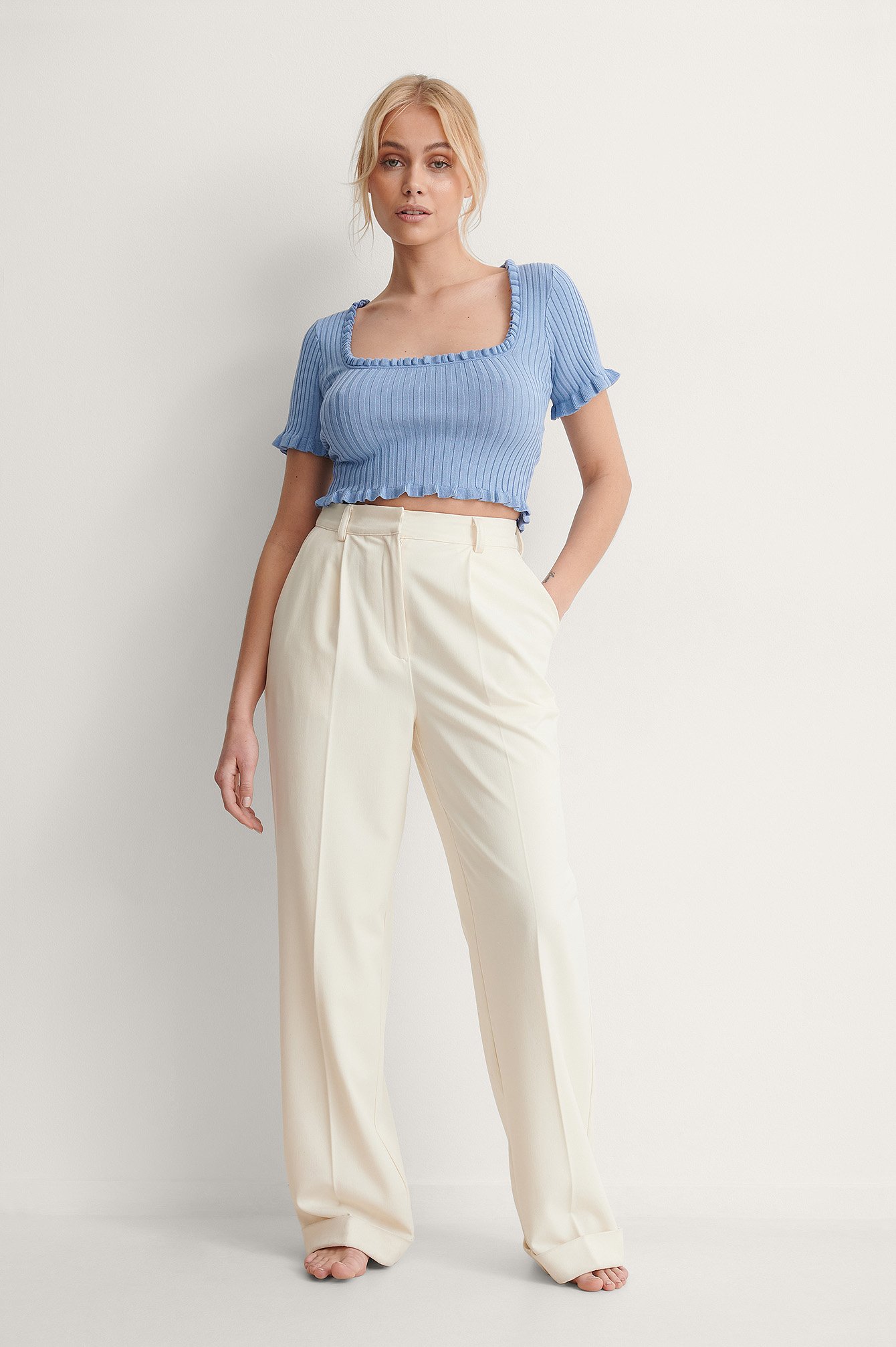 Frill Detail Cropped Knitted Top
