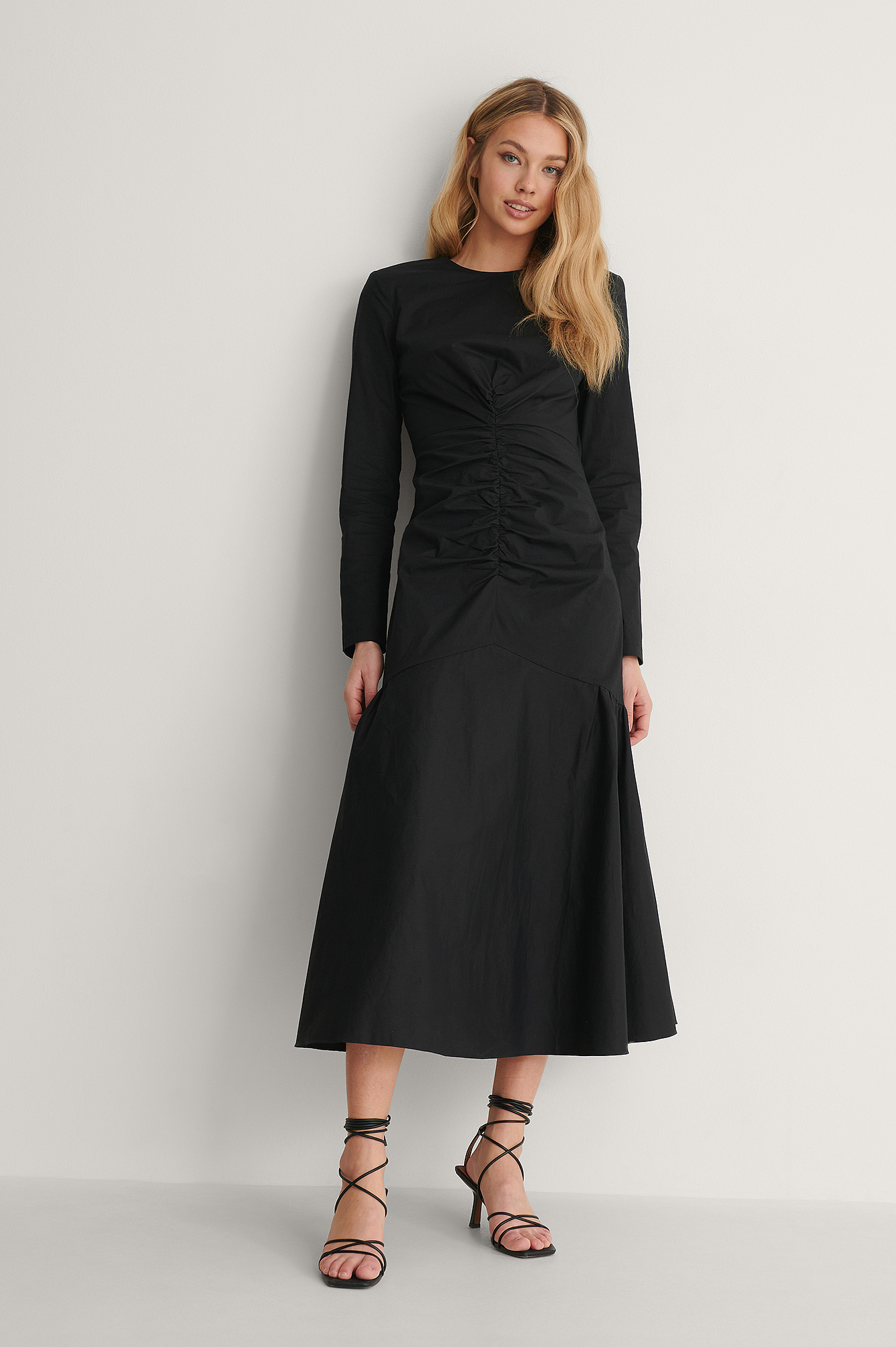 Ruched Long Sleeve Dress Black | na-kd.com