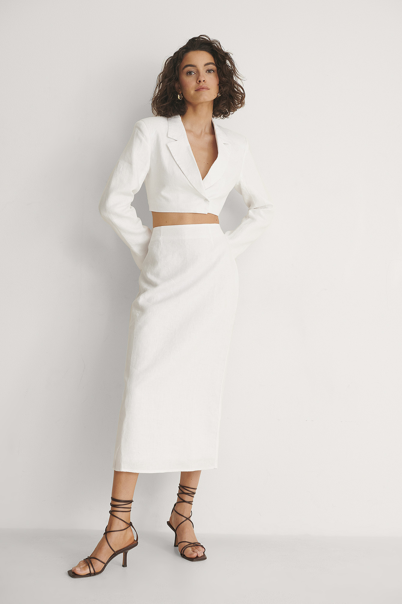 white skirt midi