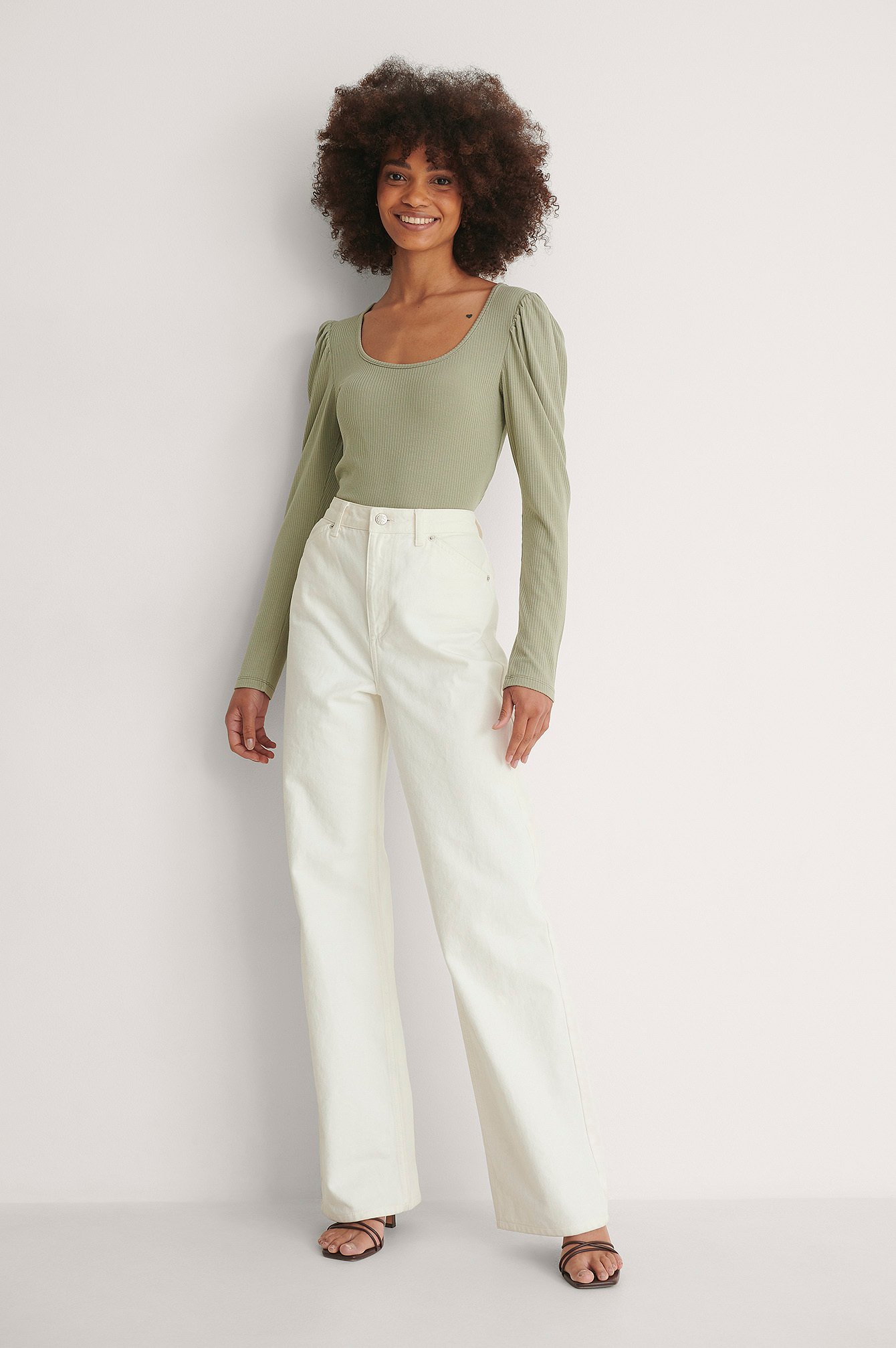 Puff Sleeve Rib Top Outfit