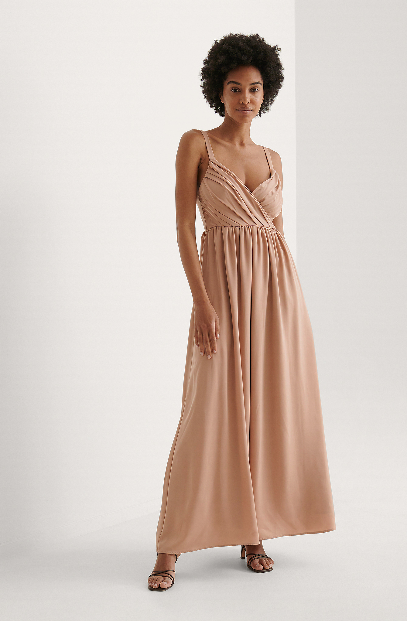 Gathered Chest Maxi Dress Pink | na-kd.com