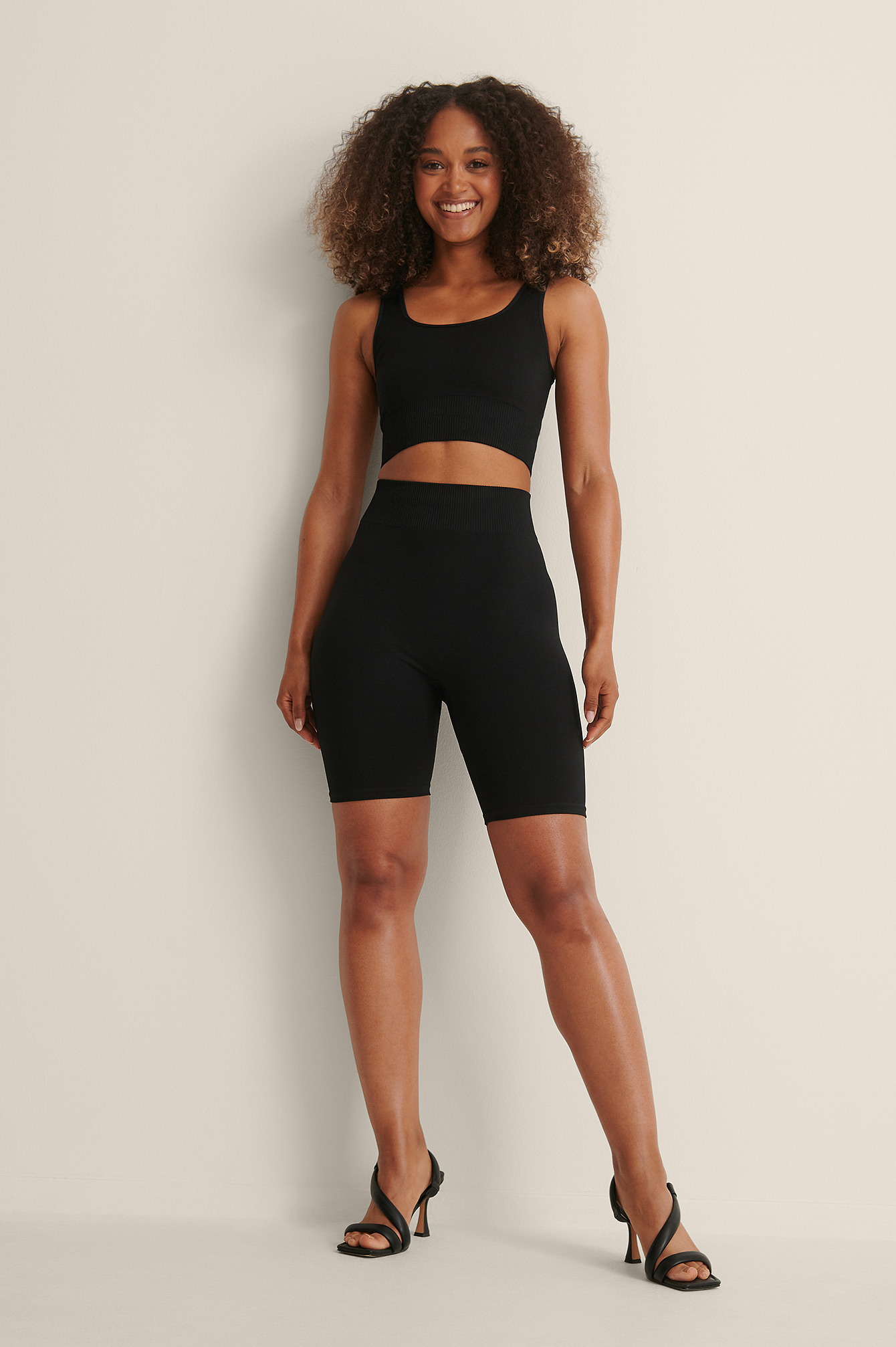 Seamless Bicycle Sports Shorts Outfit.
