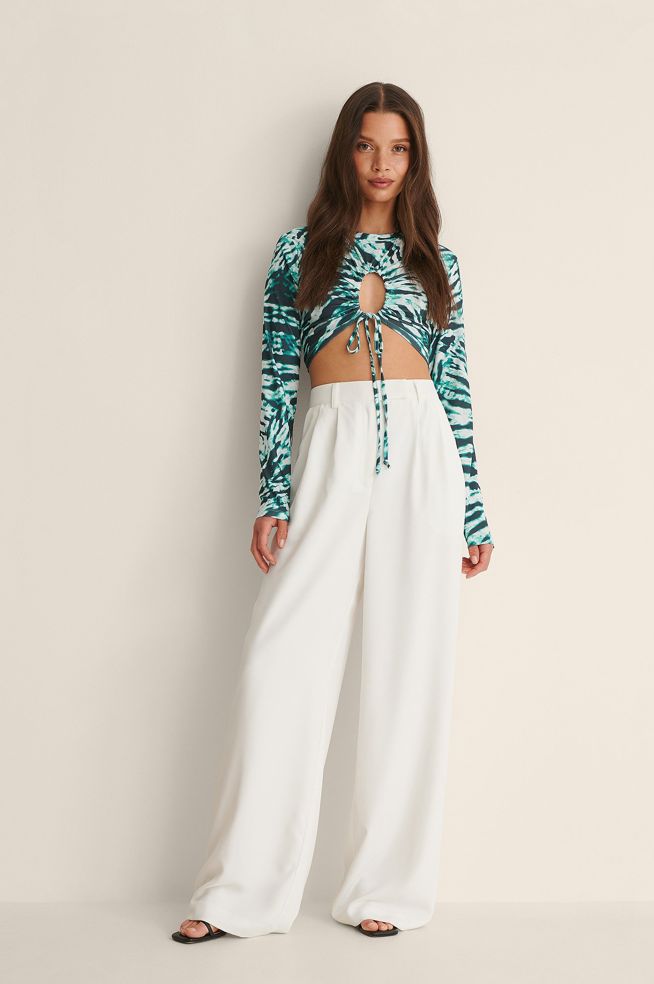 Front Drawstring Top Outfit