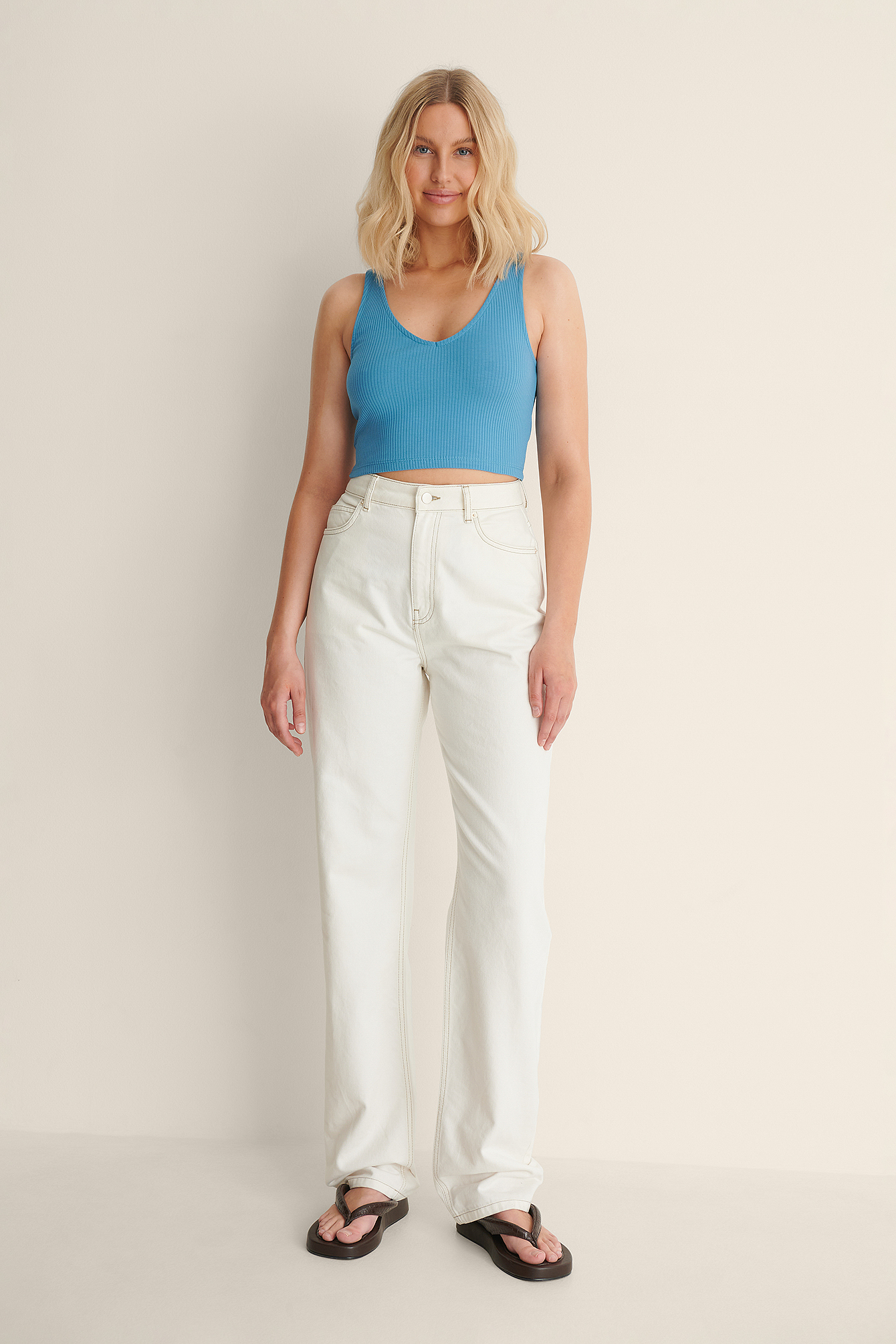 Organic V-Neck Rib Crop Top Outfit.