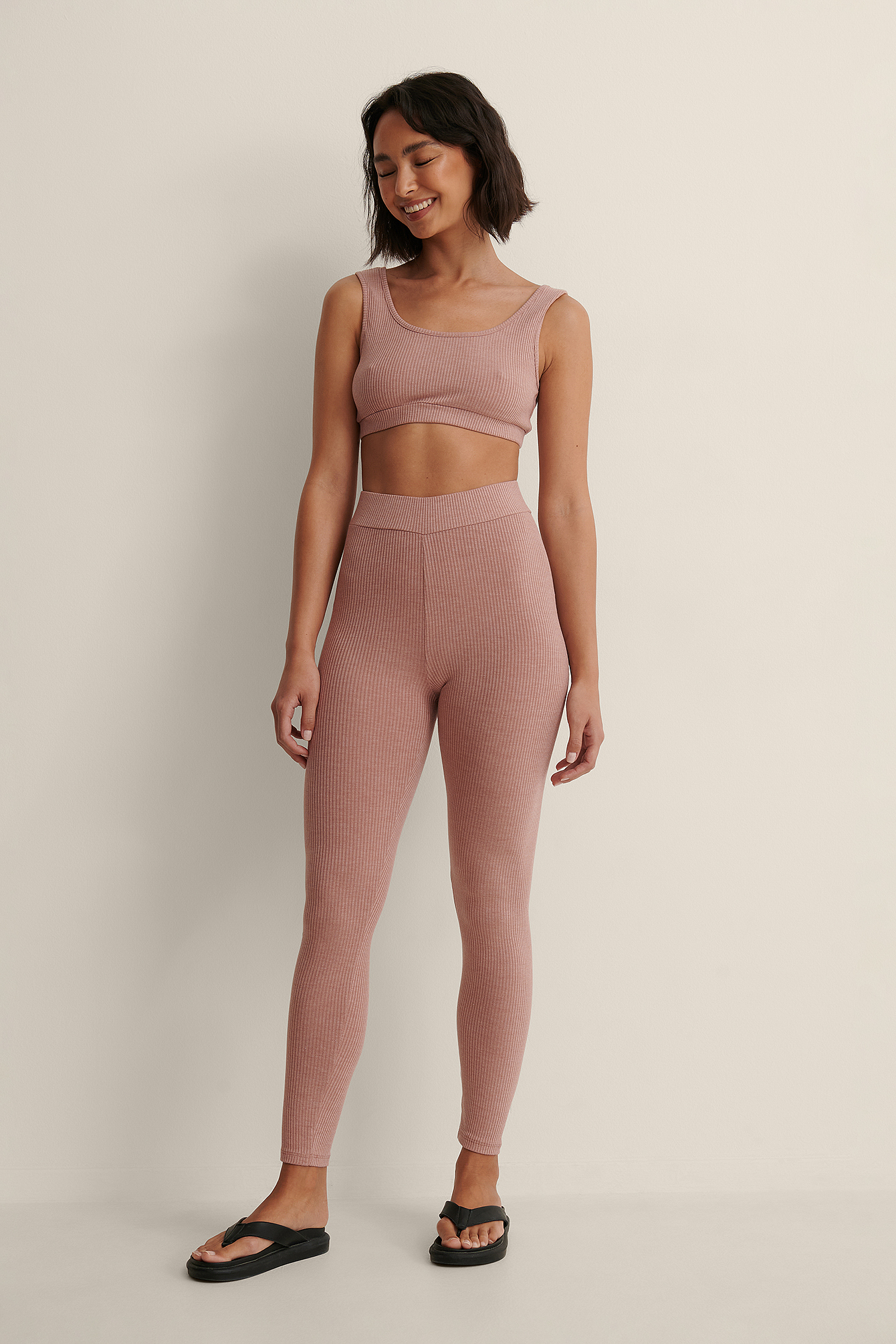 Dusty Dark Pink Ribbed Cropped Top