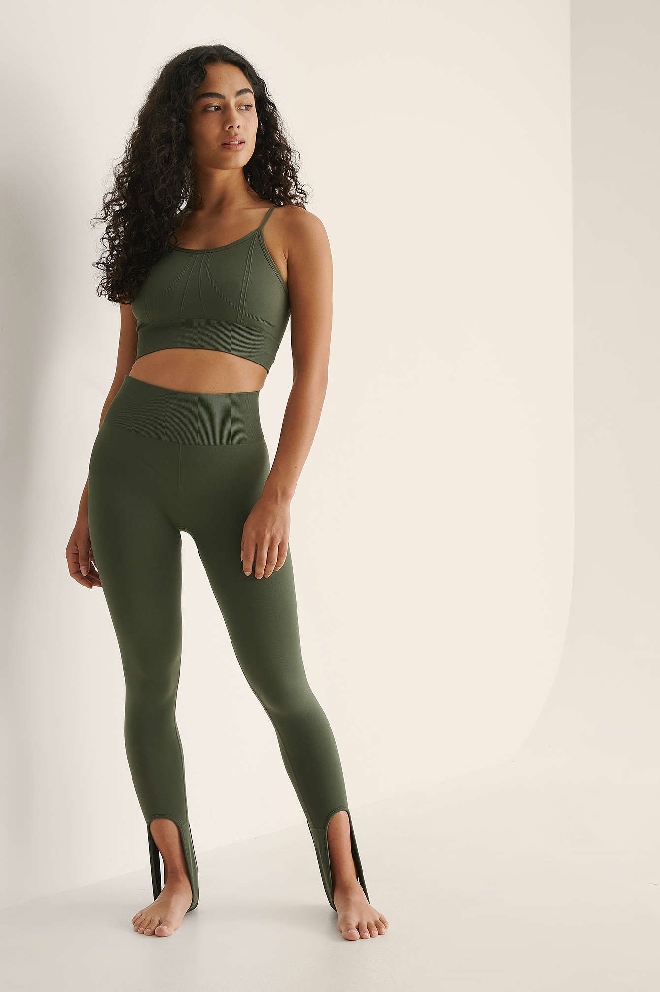 Seamless Stirrup Leggings Outfit.