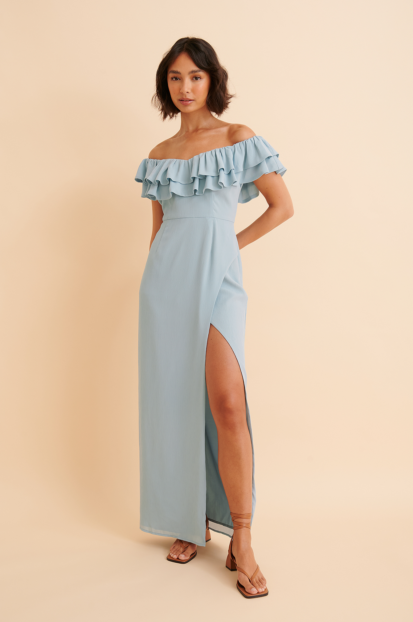 Off Shoulders Ruffles Maxi Dress Blue 