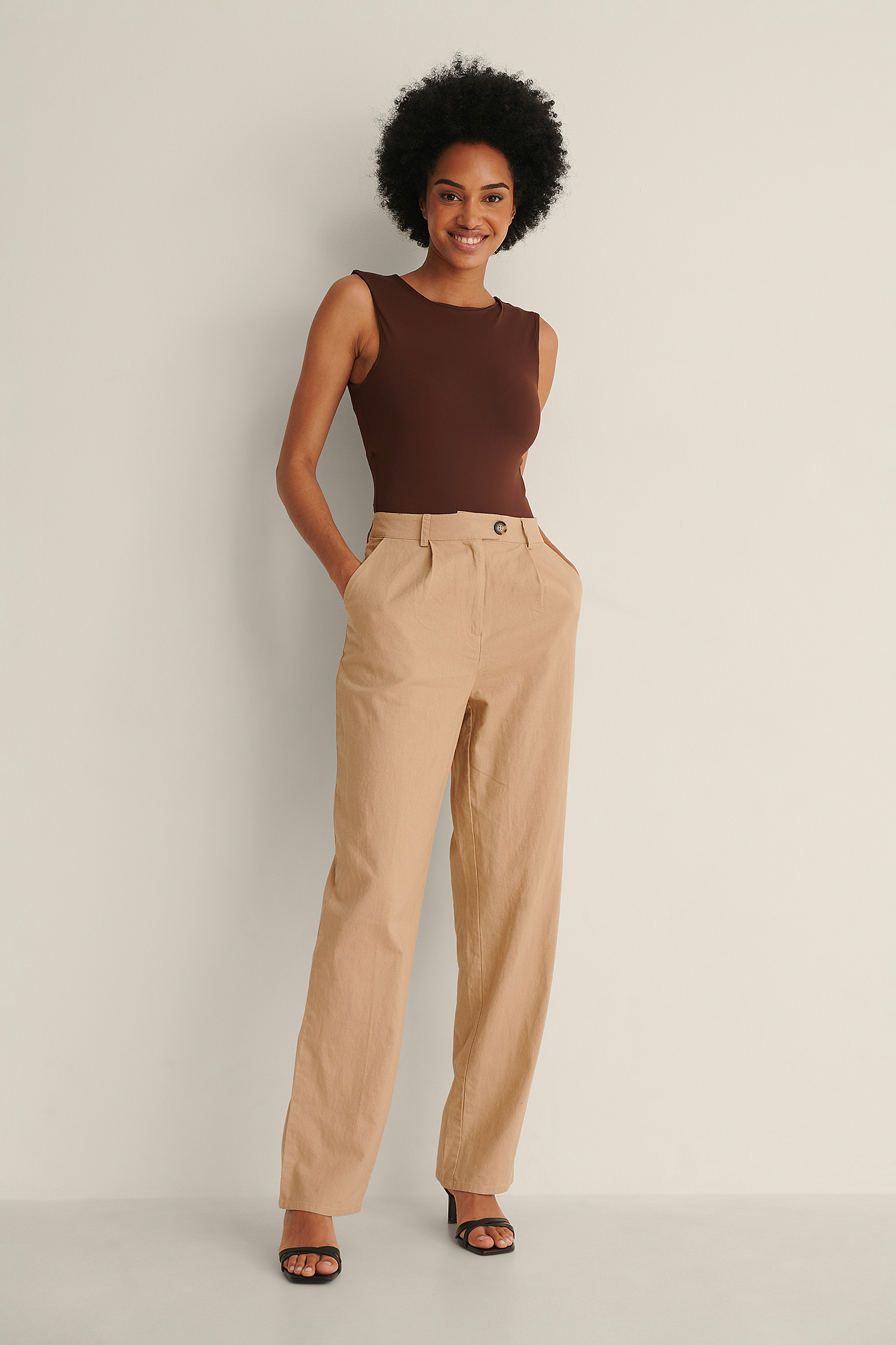 Ribbed Basic Cropped Top Brown | na-kd.com