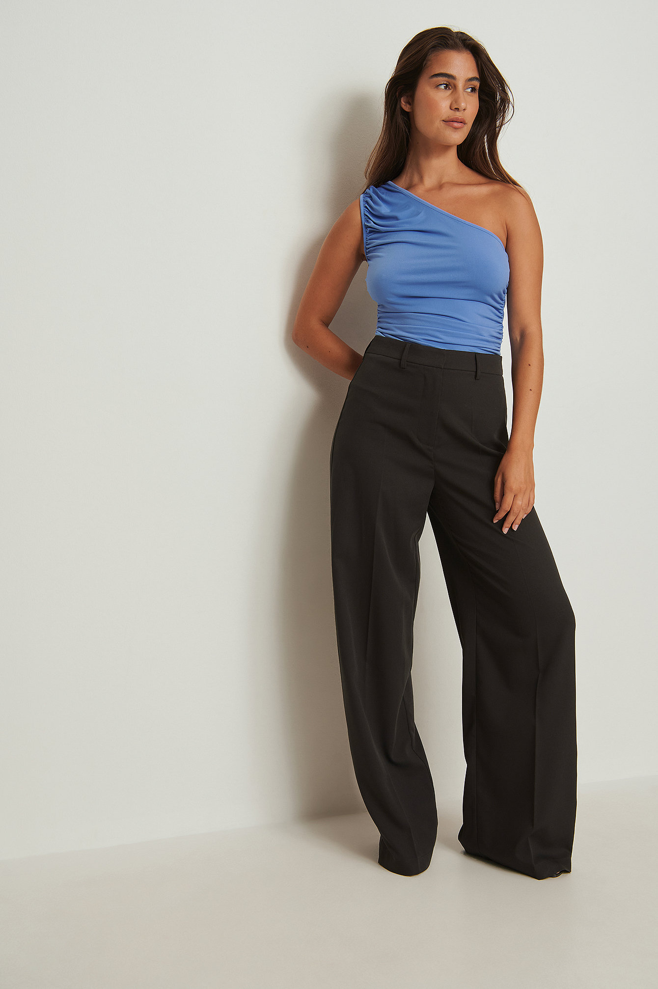 Draped Detail One Shoulder Top Outfit
