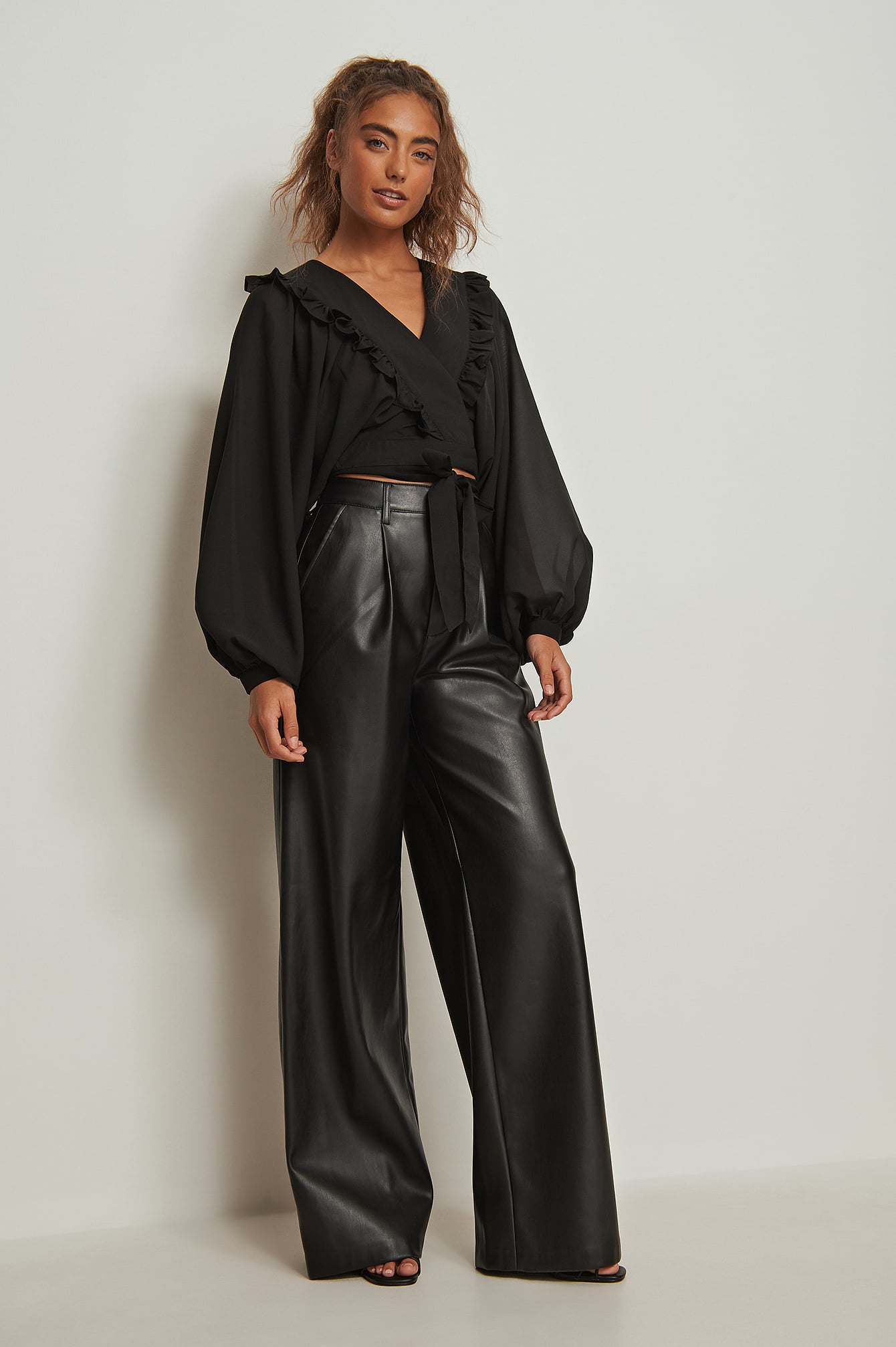 Tie Waist Volume Sleeve Blouse Black 