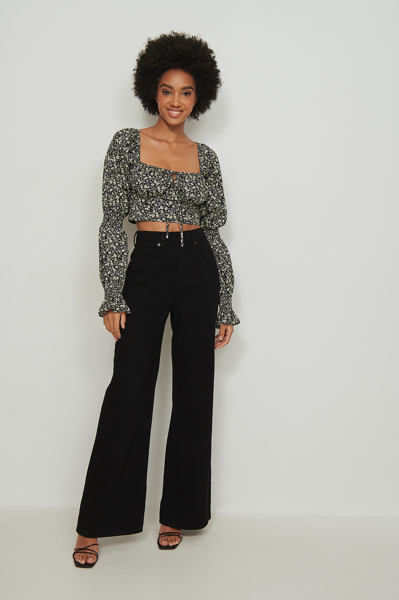 Cropped LS Cotton Blouse Outfit