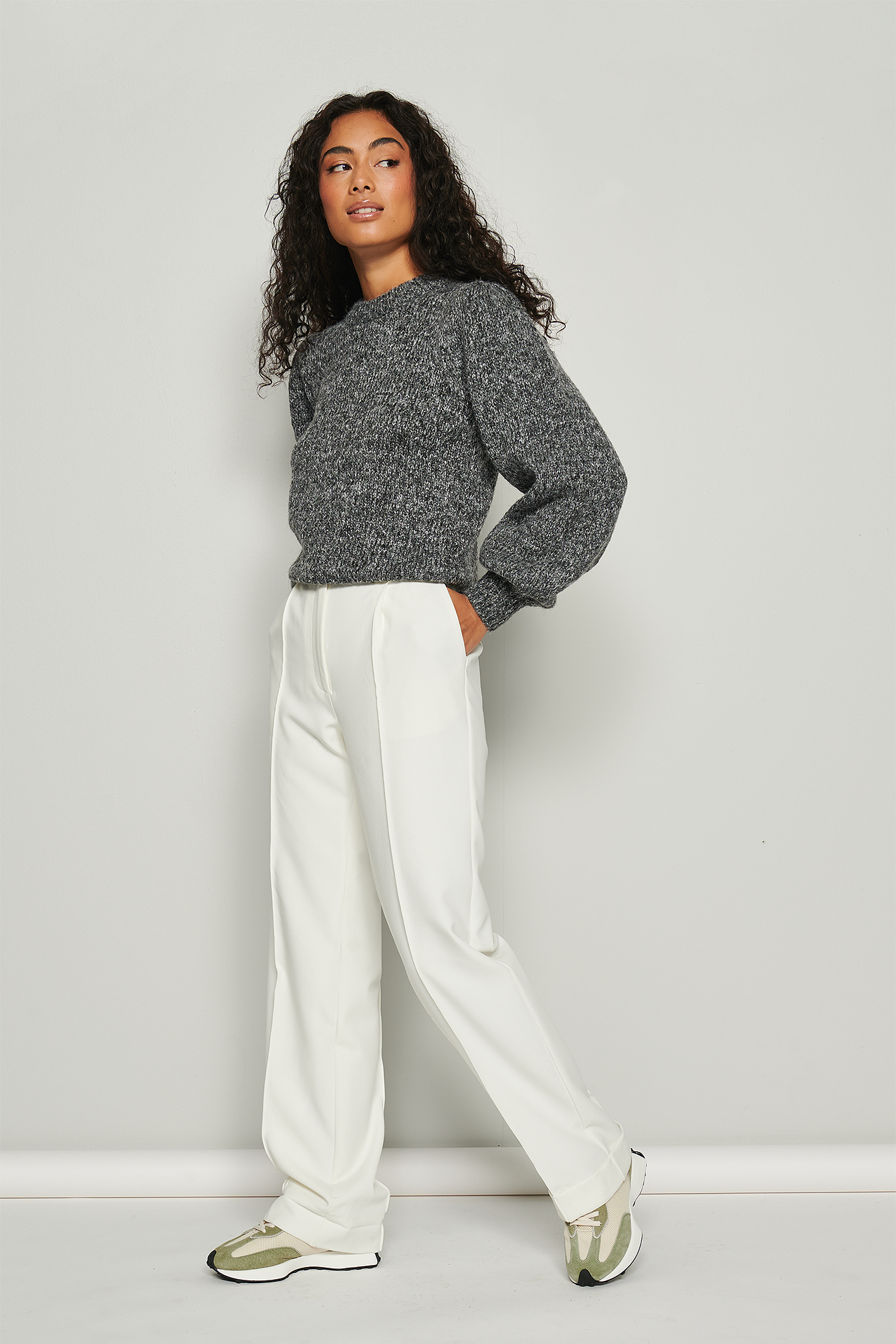 Knitted Puff Shoulder Sweater Outfit