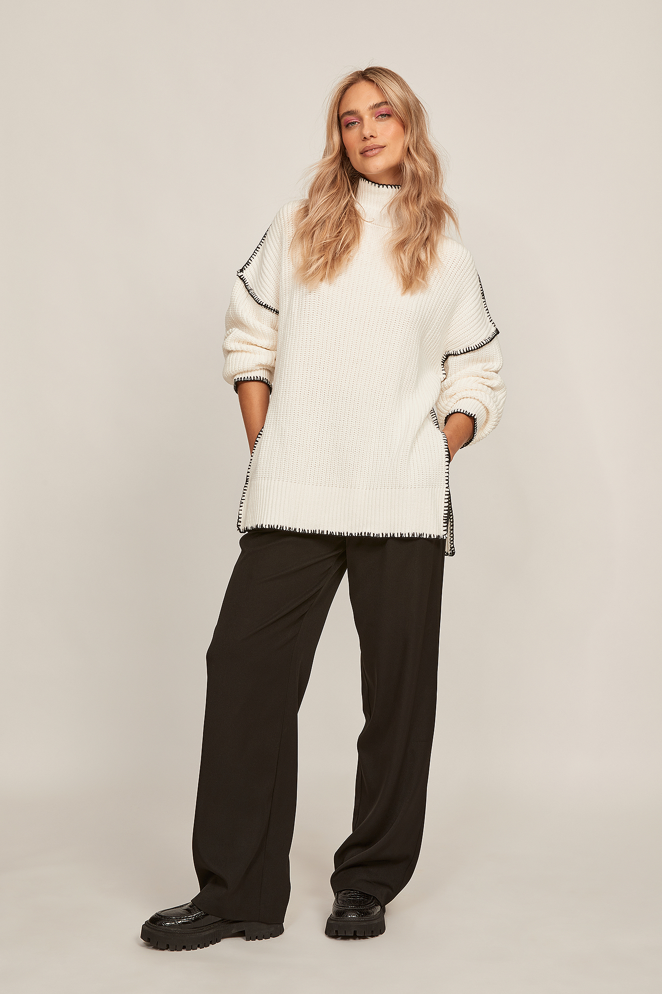 Offwhite Contrast Seam High Neck Knitted Sweater