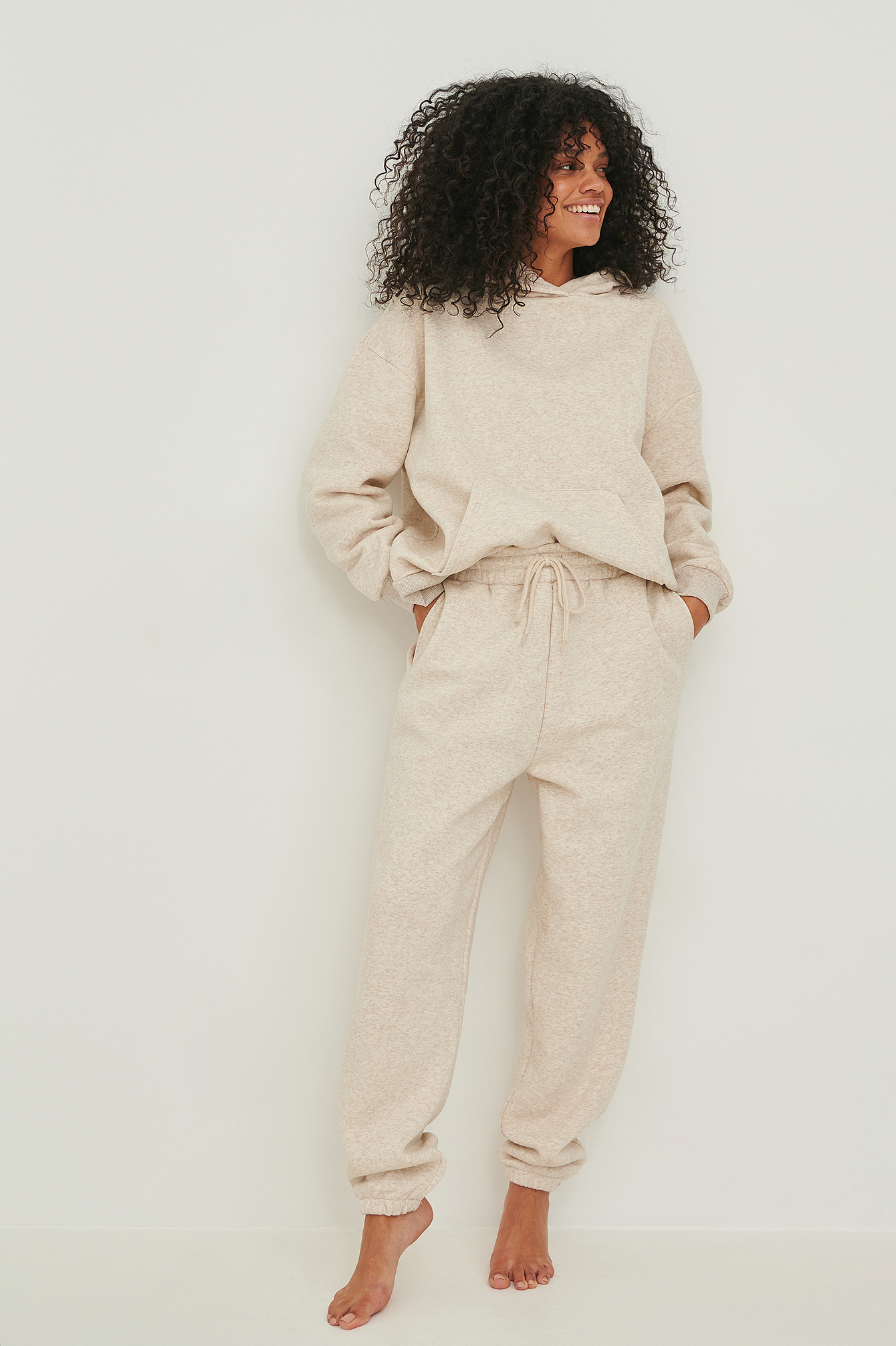 Tapered Sweatpants Beige | na-kd.com