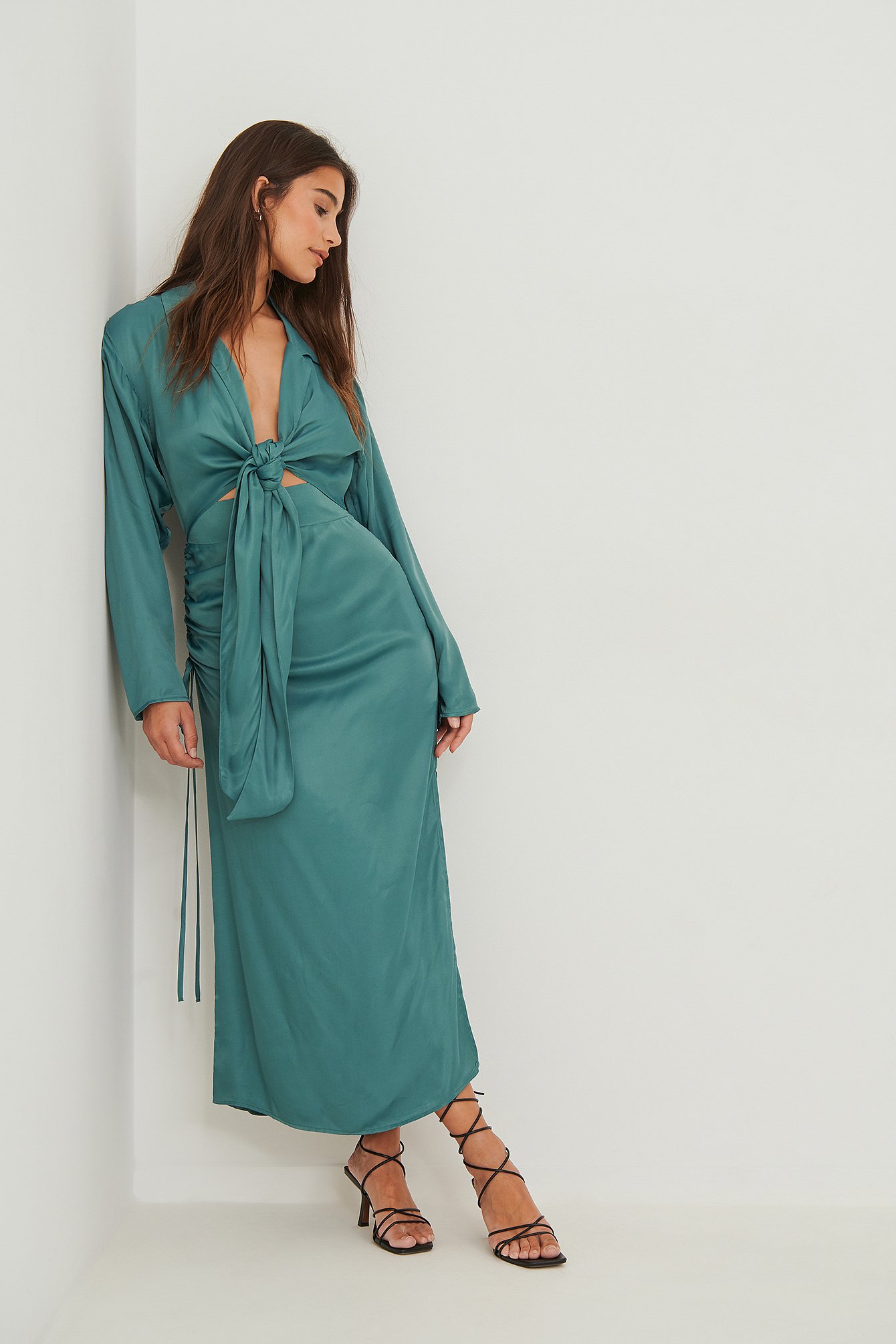 Tie Front Maxi Dress Outfit.