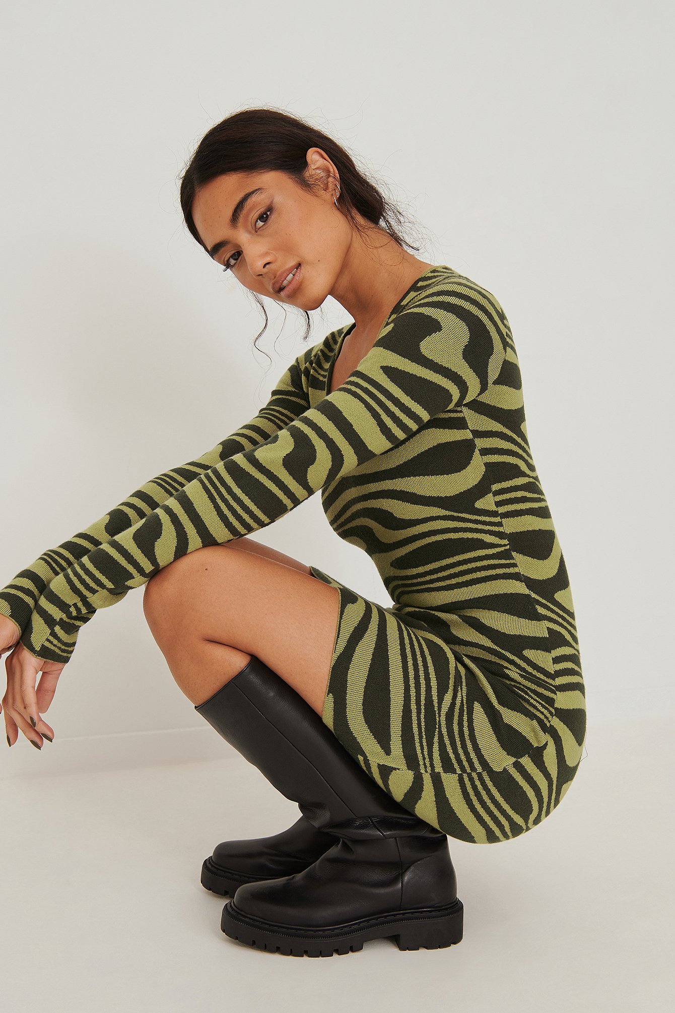 Beige/Green Swirl Jaqcuard Knitted Dress