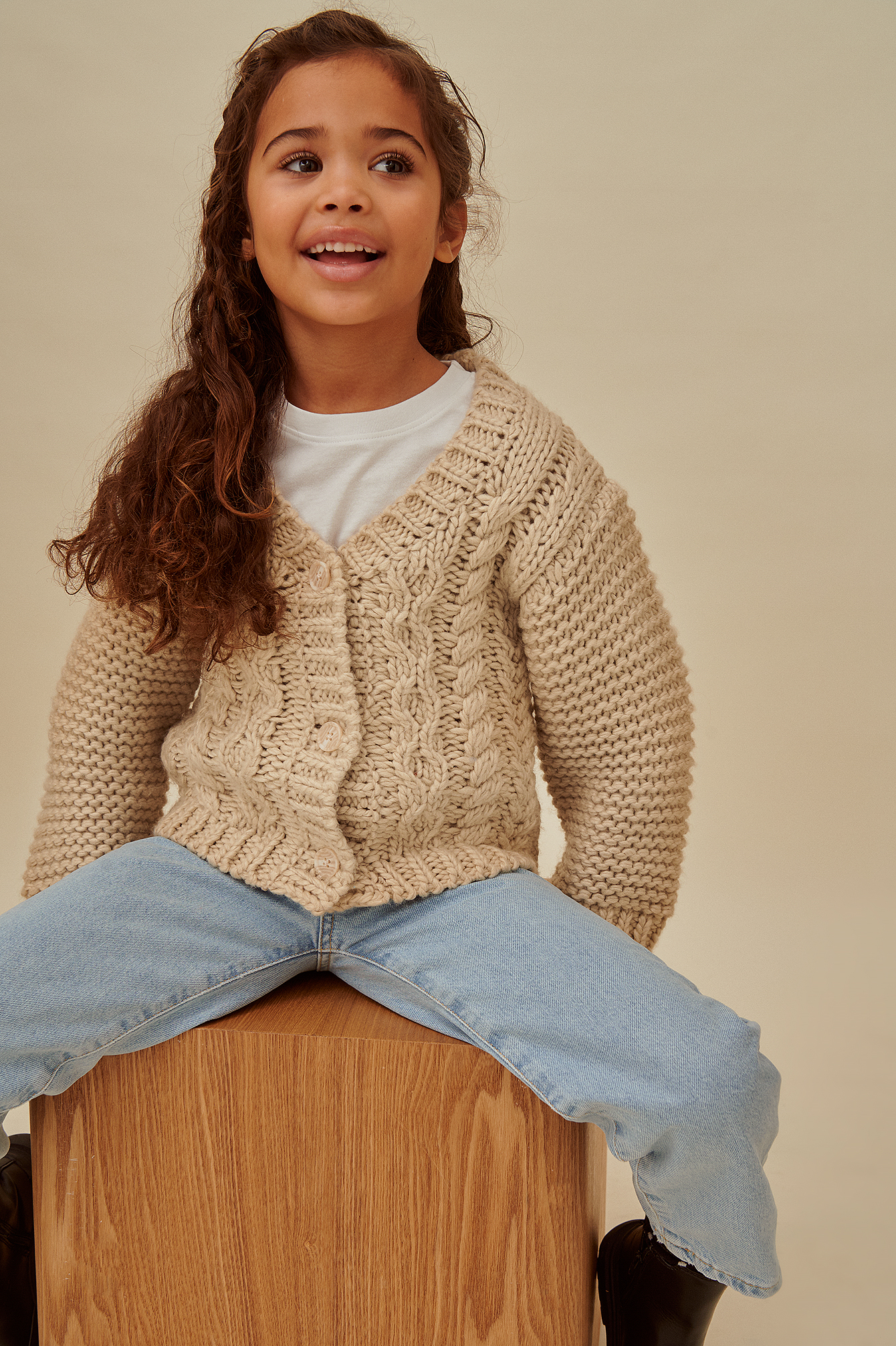 Cable Knitted Mini Cardigan Outfit.