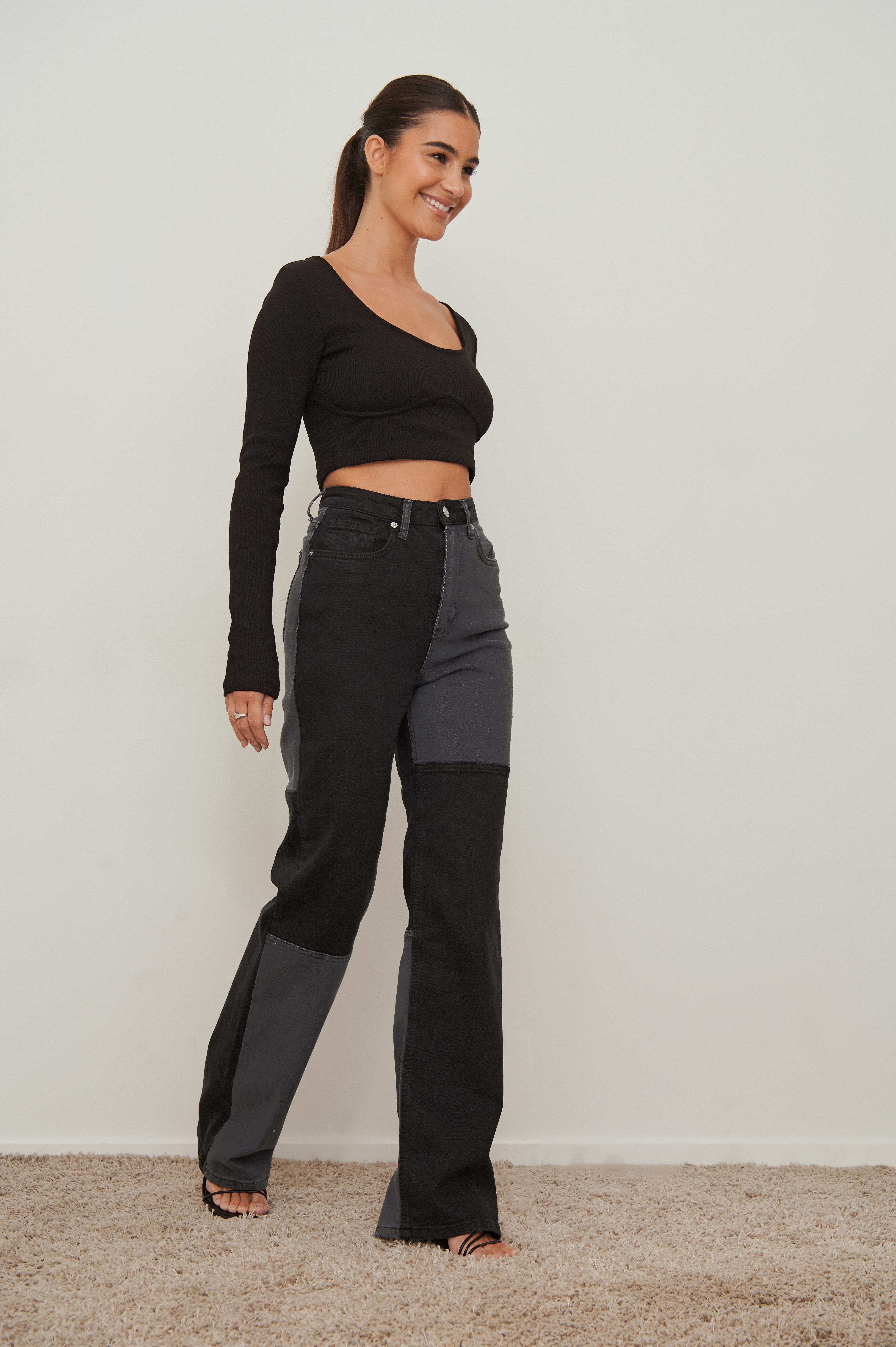 Paneled Straight Fit Denim Black | na 