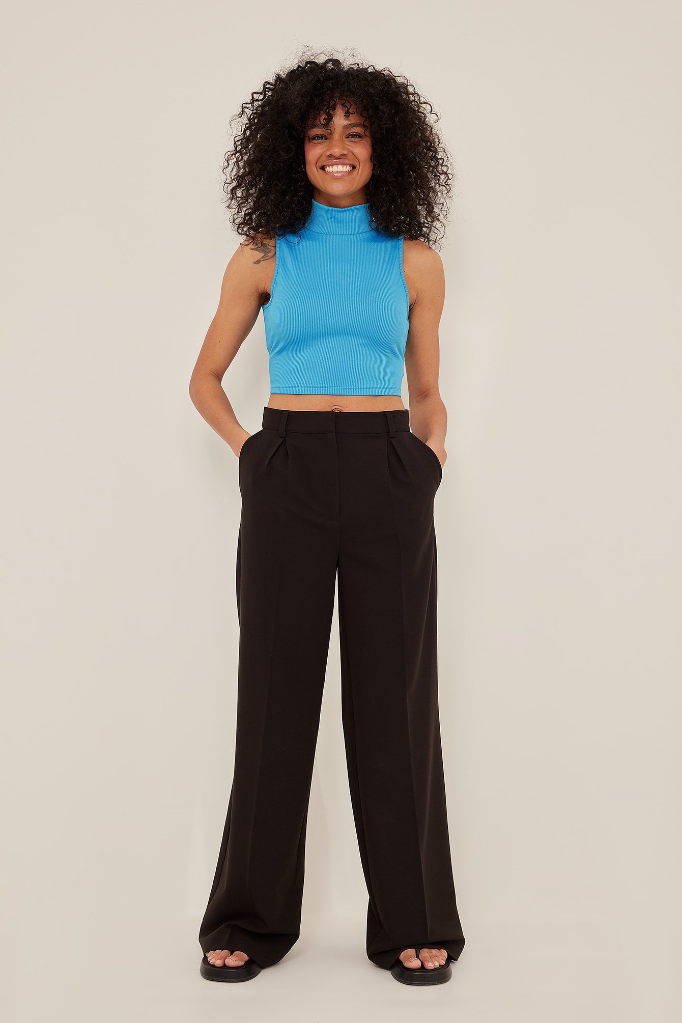 ribbed turtle neck crop top outfit