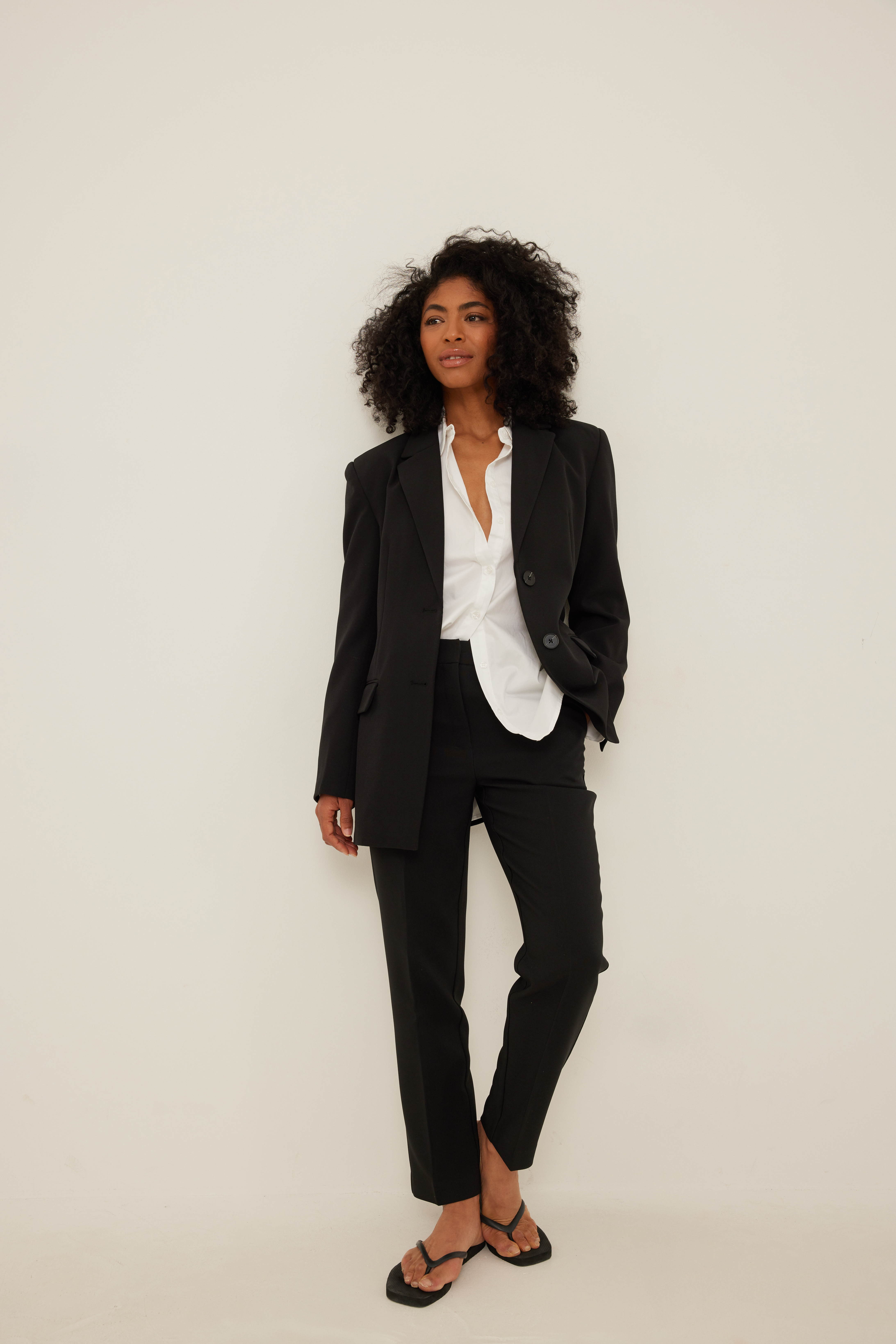 Sharp Fitted Blazer Black | na-kd.com